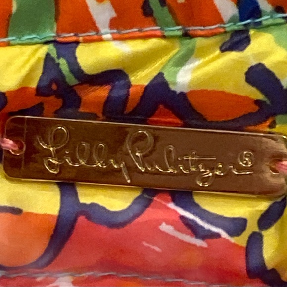 SOLD Lilly Pulitzer Royal Blue Puffer Jack… - Picture 5 of 7